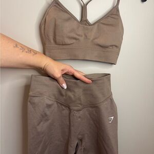 Women's Gymshark Seamless Sports Bra and Shorts Set